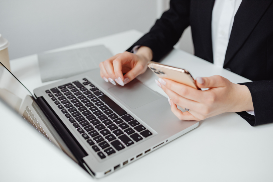 Best UAE E-Invoicing Service Providers: What to Compare Before Buying 1 invoicing software