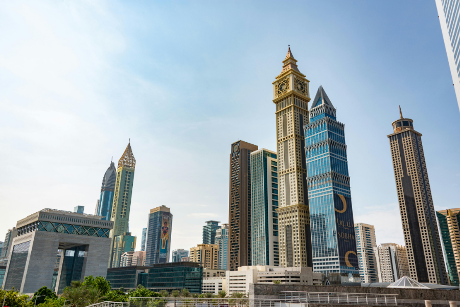 Version 1.1 Guidelines Explained: What Changed for Retention Billing, Advance Payments and Storage 3 Dubai business district skyline with modern office towers businesses